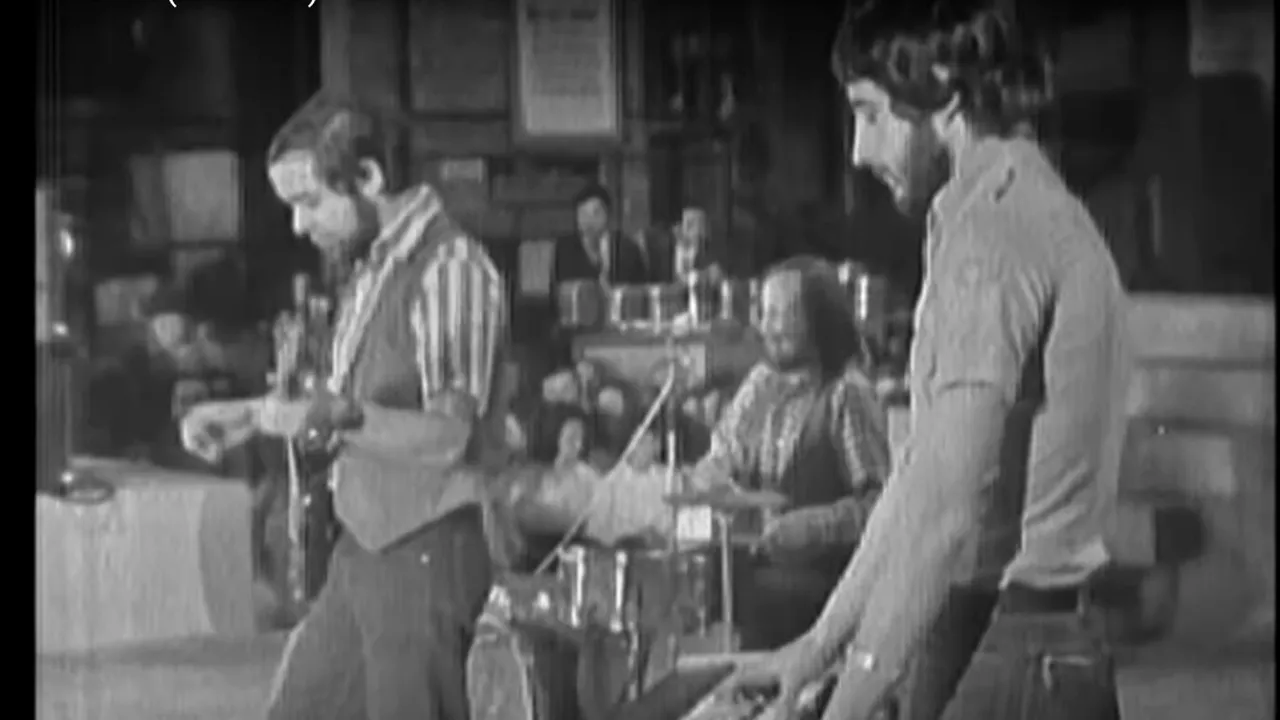 Doliu în lumea rock-ului românesc. A murit Corneliu „Bibi” Ionescu, fondator al trupei Sfinx