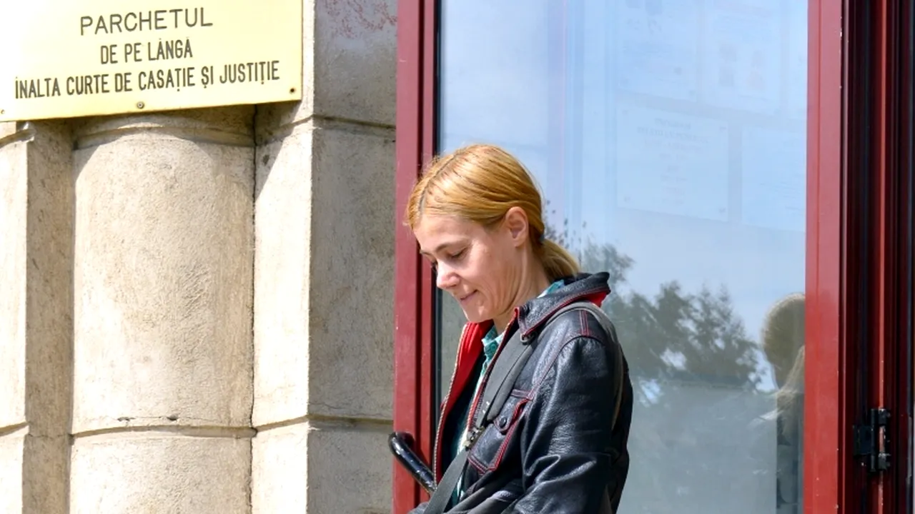 Pîslă (Cuțu, cuțu): Câinii din parcul Tei fuseseră returnați pe stradă cu mașinile ASPA