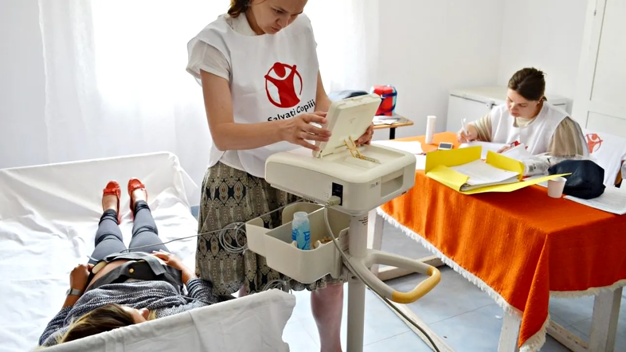 RECORD. Peste 8.600 de fete au devenit mame înainte de vârsta majoratului. Câte mame minore din România au acces la servicii publice de asistență socială