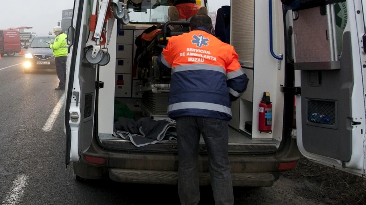 Femeie din Dâmbovița, prinsă conducând după ce băuse alcool, dusă cu forța la spital de polițiști