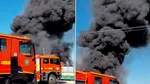 Incendiu de proporții la o hală de deșeuri și mase plastice din județul Prahova. Autoritățile au emis mesaj RO-Alert