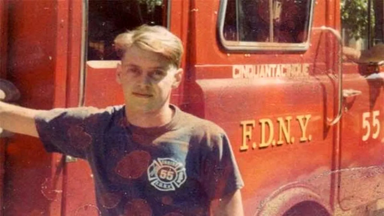 Recunoașteți personajul? 15 fotografii rare cu personalități