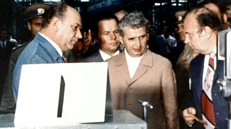 Meseria populară pe vremea lui Ceaușescu, dar care acum e pe cale de dispariție. Ion din Iași este unul dintre puținii români care o mai practică