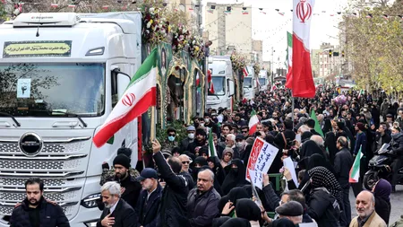 Miting de amploare la Teheran. Autoritățile au organizat o ceremonie pentru forțele de ordine ucise în timpul protestelor
