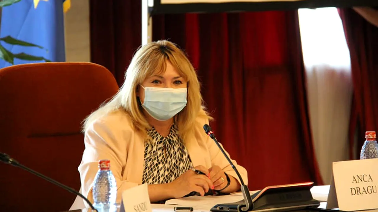 Anca Dragu: ”Cer obligarea premierului de a formula propuneri de miniştri”