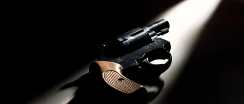 Polițist de 25 de ani, găsit împușcat în cap, în Parcul Copou din Iași