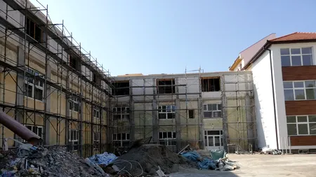 Proiectul prin care expertizarea școlilor, construite înainte de 1978, începe din 2021, adoptat