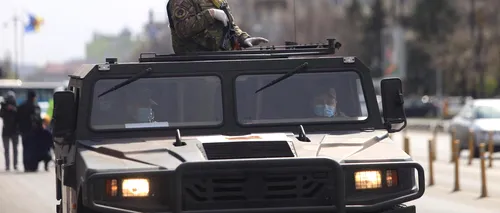 STARE de URGENȚĂ | Au început controalele! Armata pe străzile din București - FOTO