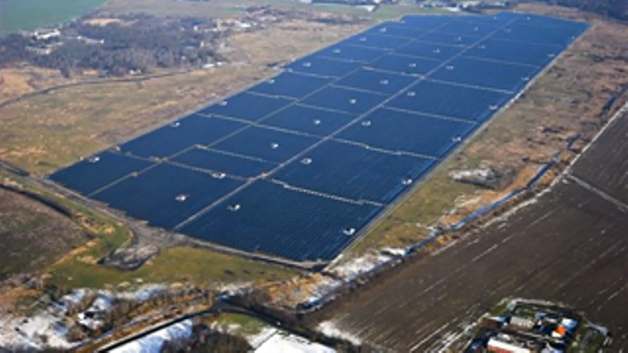 O subsidiară a Toshiba construiește în Brașov două parcuri solare pentru o firmă din Luxemburg