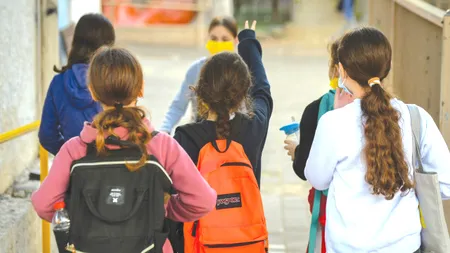 Entuziasmul întâmpină îngrijorarea în timp ce copiii europeni se întorc la școală. Care sunt măsurile luate de alte țări din Europa pentru deschiderea școlilor în pandemie