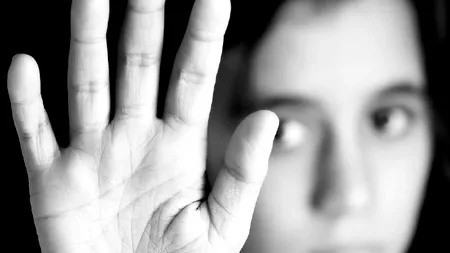 Copiii crescuți pe Facebook. Care este limita dintre socializare și pericol