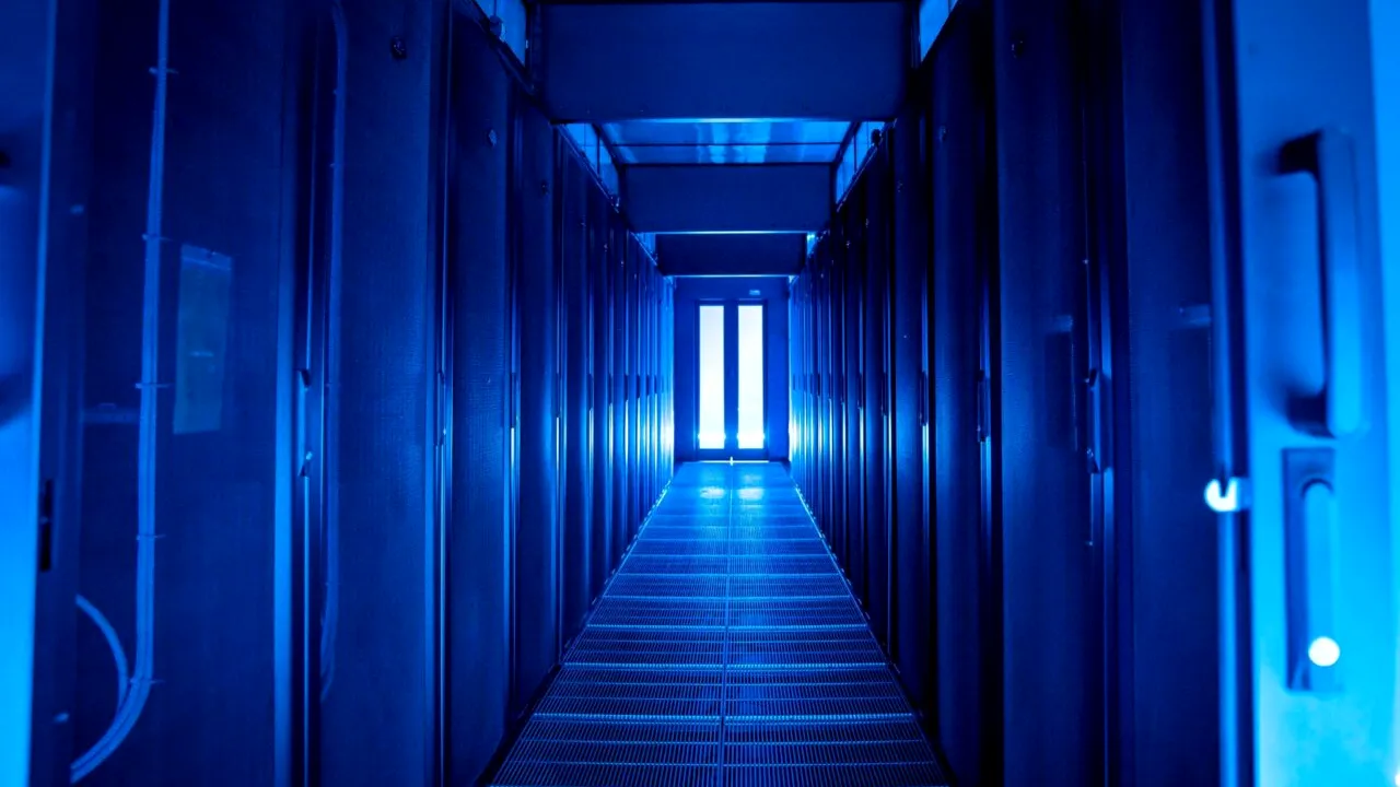 Câștigătorul mega-licitației inițiate de STS pentru cloud-ul guvernamental, de peste 576 mil. lei, contestat. Ofertele depuse de cei șapte ofertanți