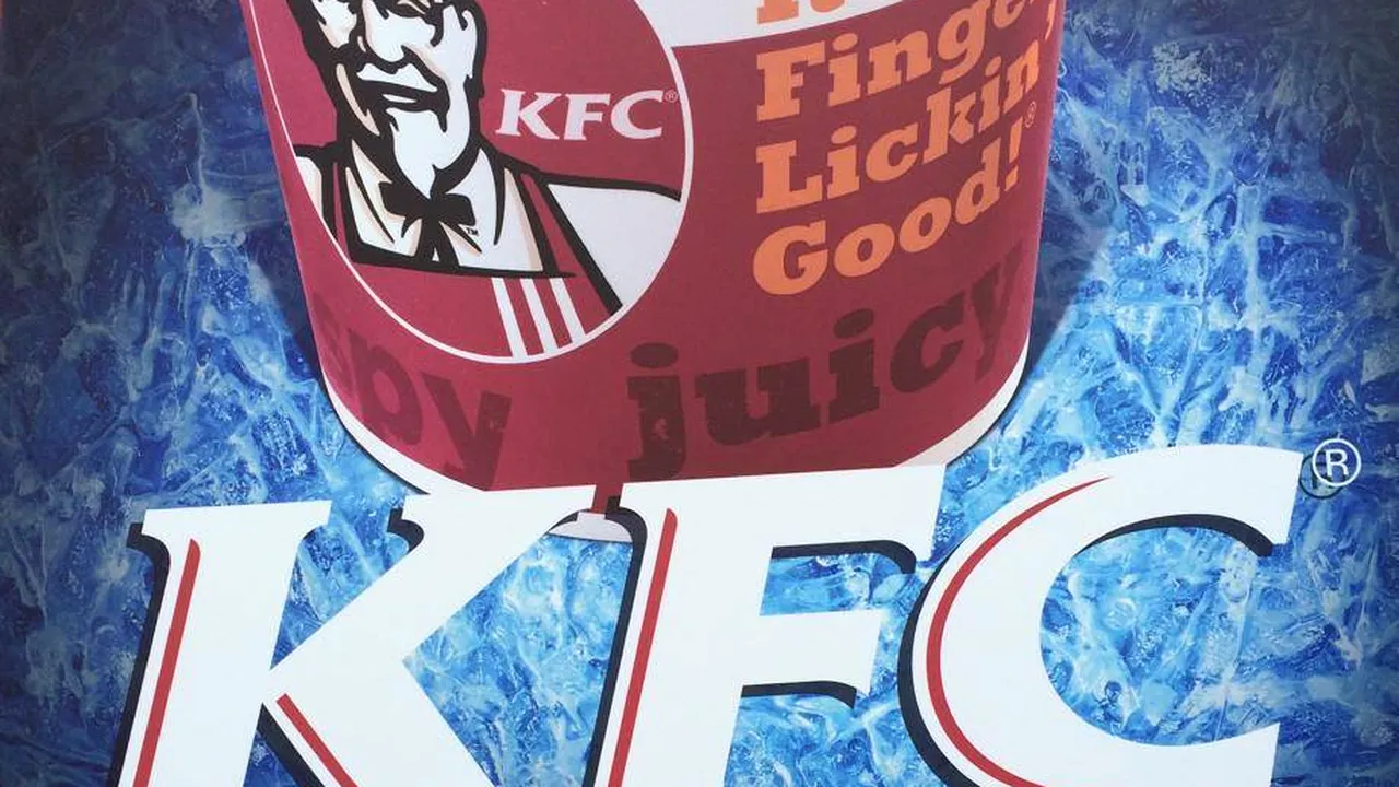 (P) KFC Romania te provoaca azi la „KFC Bucket Challenge
