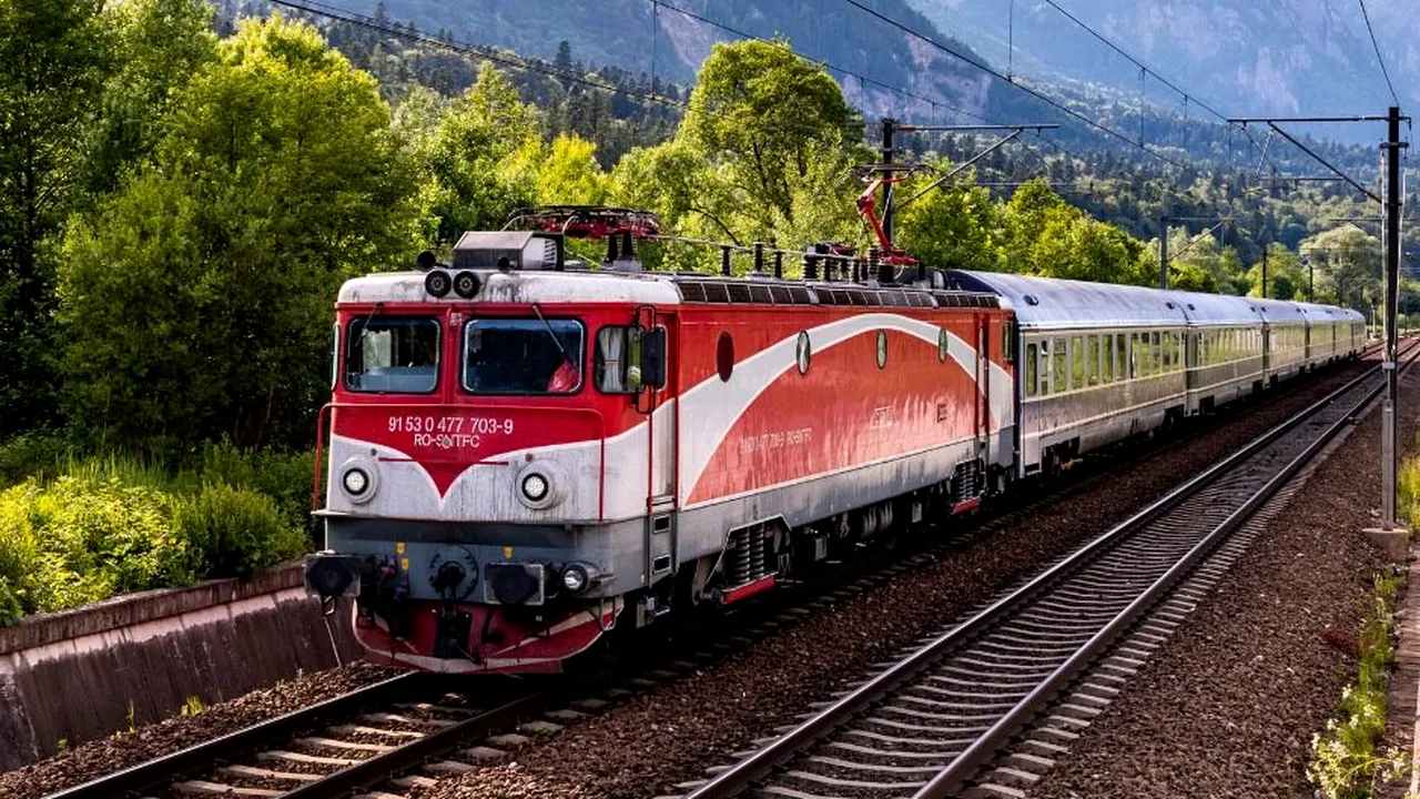 CFR Călători mărește capacitatea de transport pentru MINIVACANȚA de Sfânta Maria