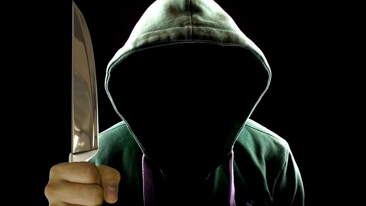 „Cuțitarul” din București, care a înjunghiat două persoane, prins de polițiști! Va fi cercetat pentru tentativă de omor