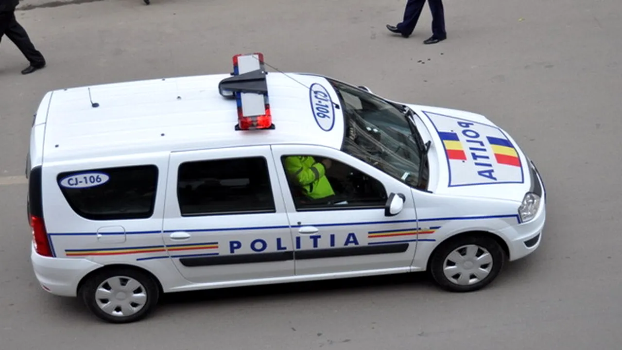 Fostul contabil și casiera unei primării au pus la cale un sistem prin care au furat 860.000 de lei