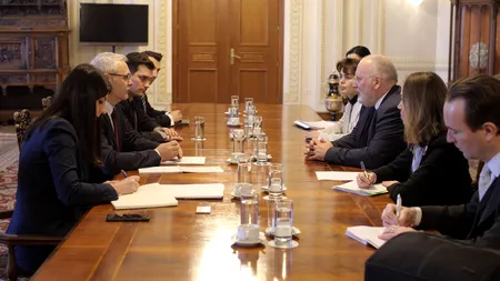 Ce l-a rugat Dragnea pe Timmermans și ce 