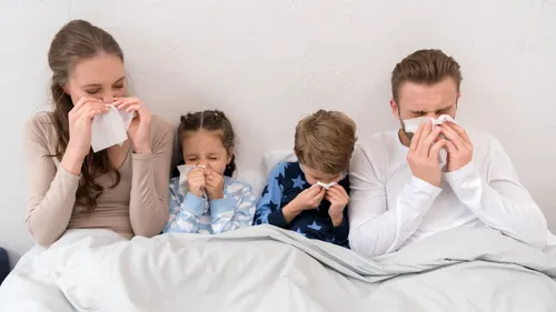 Medicii atrag atenția că urmează un sezon gripal greu. Virusul va circula mai repede și va afecta în mod special copiii și persoanele vulnerabile