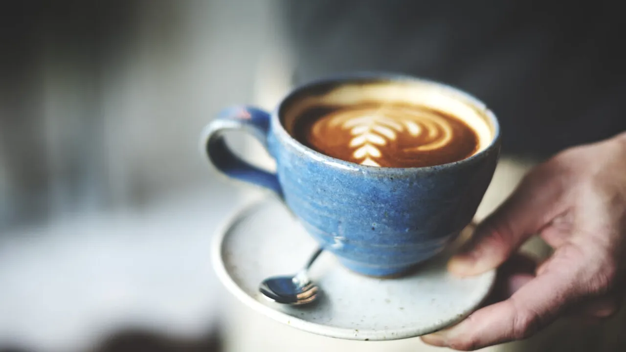 Un bărbat complet sănătos s-a îmbolnăvit grav din cauza cafelei. Greșeala pe care a făcut-o vreme de mai mulți ani
