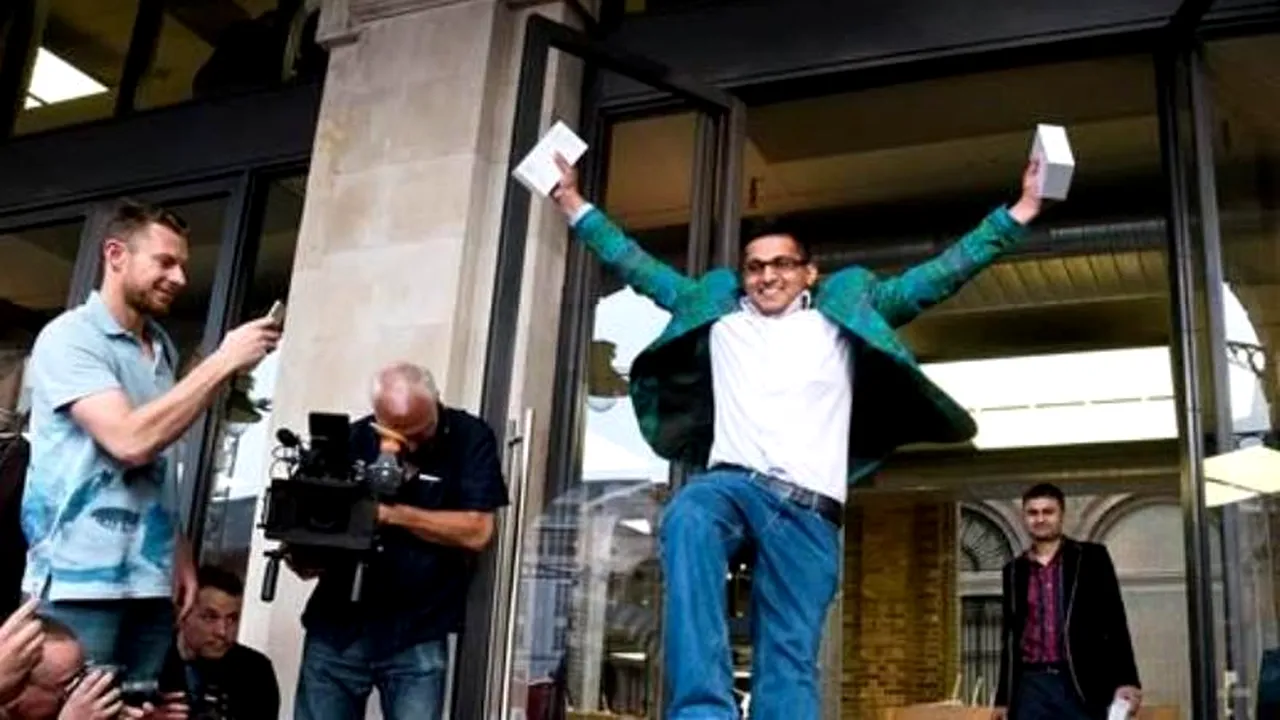 iRECORD: Apple a vândut 10 milioane de telefoane iPhone 6 în primul weekend