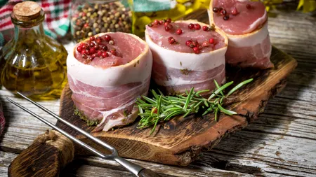 Carne de porc testată direct în piață, la Iași. Cât costă analizele și ce condiție să respecți pentru ca rezultatele să fie precise