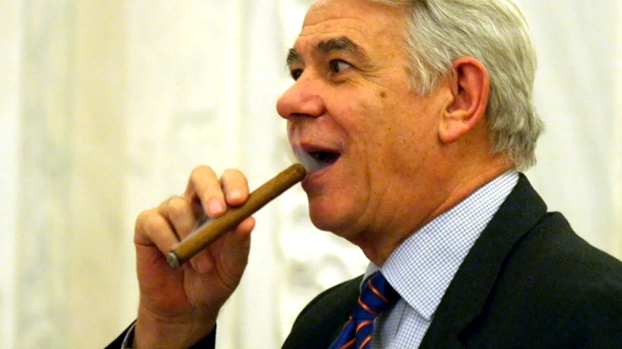 Moș Teacă al Diplomației se împușcă iarăși în picior