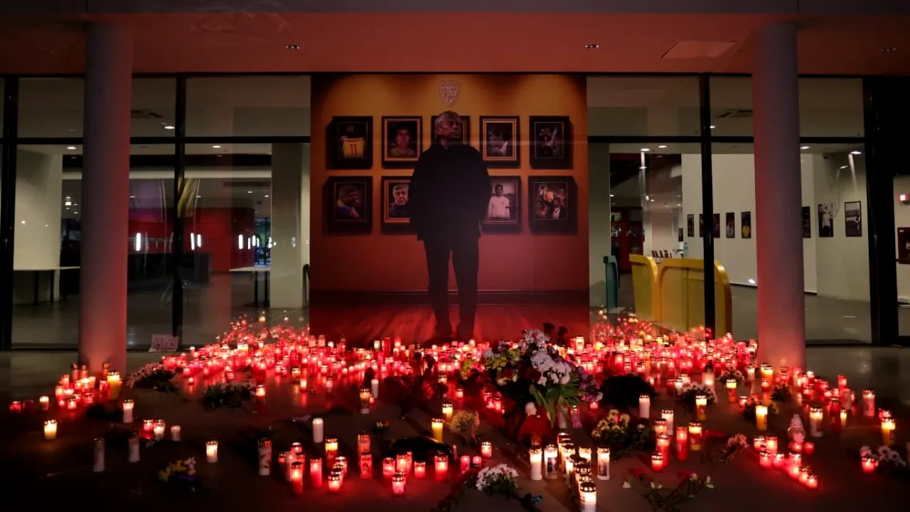 Omagiu pentru Mircea Lucescu. Fanii își pot lua rămas bun de la „Il Luce”, la Arena Națională, și astăzi, până la ora 20:00