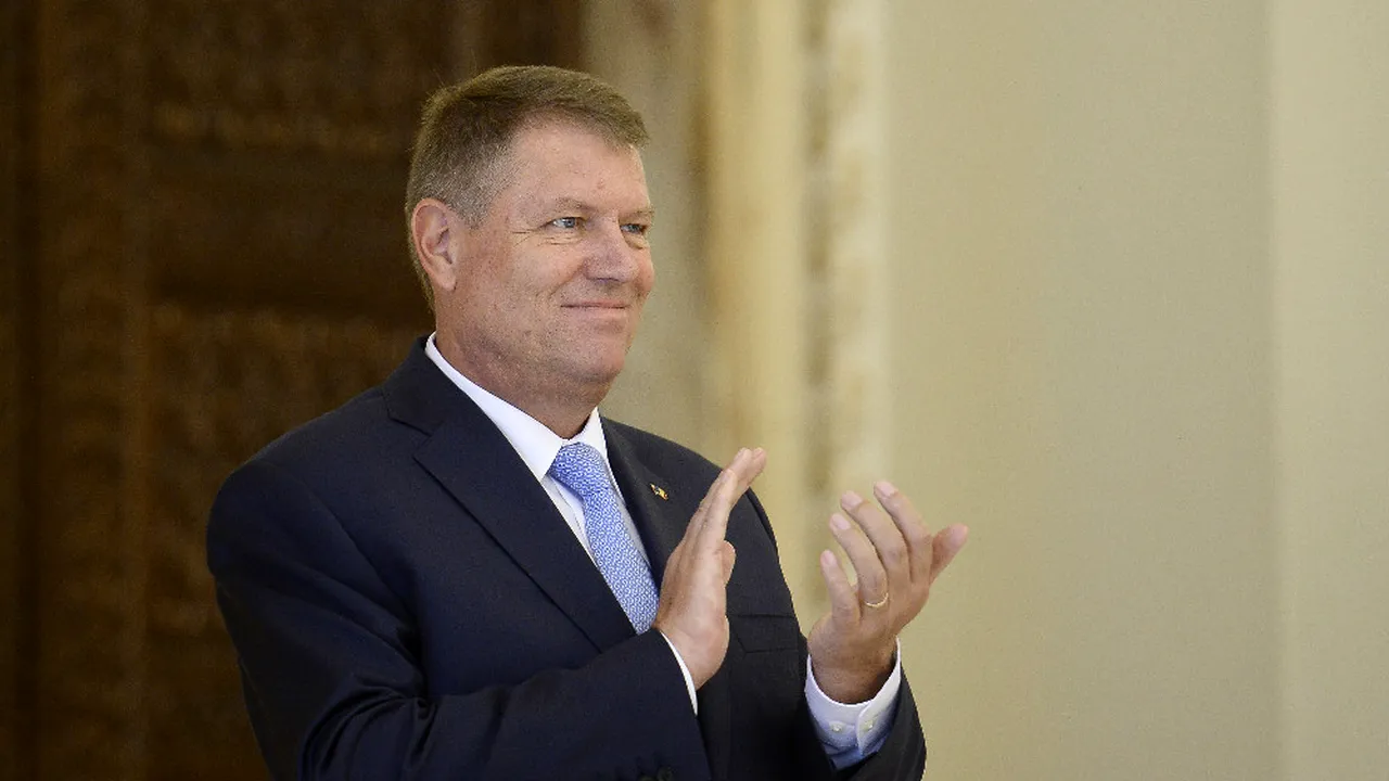 Iohannis se elogiază singur la un an de la câștigarea alegerilor prezidențiale