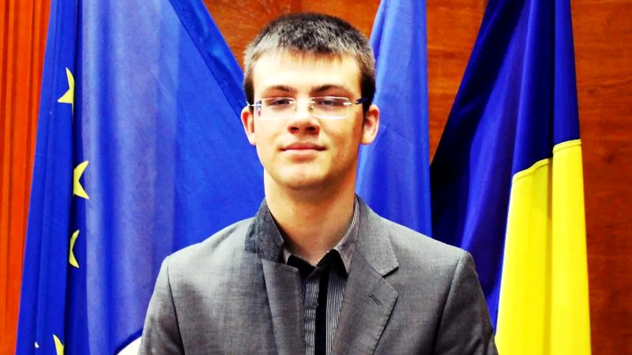 Un constănțean, student la Drept în București, strânge semnături ca să îl demită pe primarul Radu Mazăre. Ce șanse are? 