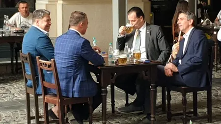 REACȚIE. Gabriela Firea, după ce Ludovic Orban a băut bere în Centrul Vechi: „Mă bucur sincer, fără urmă de ironie, că s-a simțit bine”