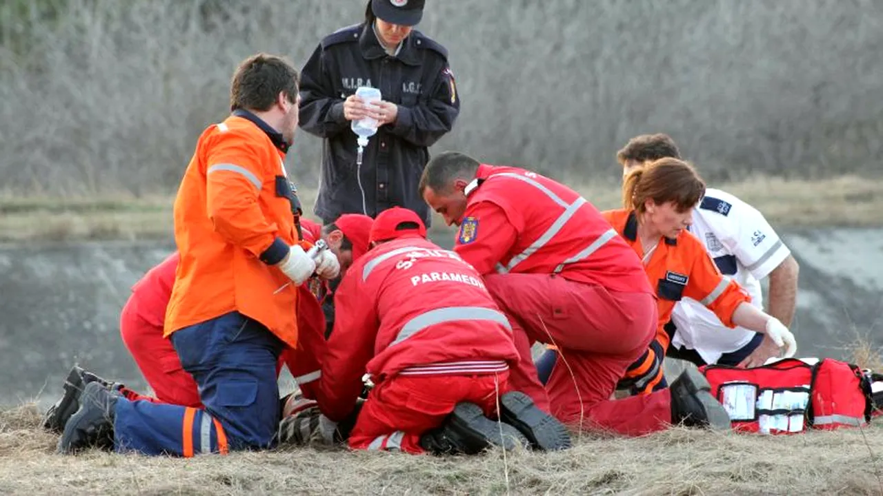 O elevă de 14 ani S-A SINUCIS într-un parc din Ploiești
