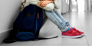 Tragedia care a INDIGNAT Polonia. O copilă a murit de frig la 500 de metri de politiștii care ar fi trebuit să o salveze