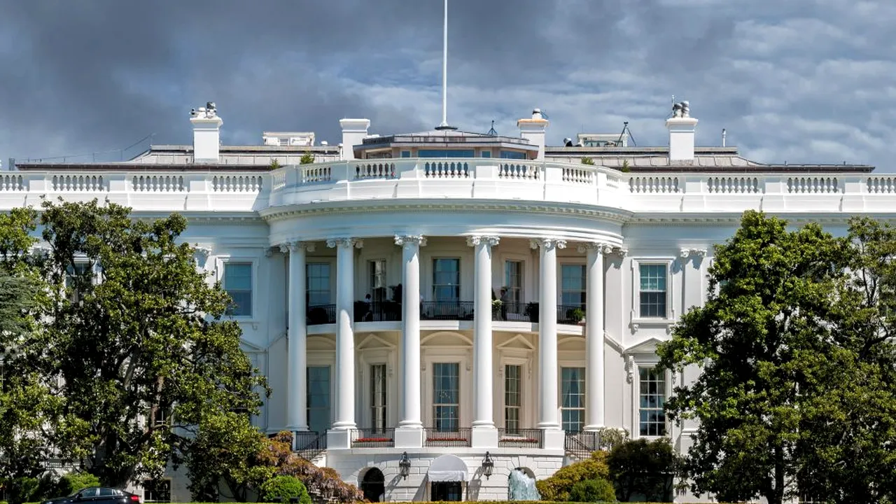 Ce se întâmplă cu alegerile prezidențiale din SUA dacă unul dintre candidați moare înaintea scrutinului? Există posibilitatea unui scenariu asemănător celui de la Deveselu