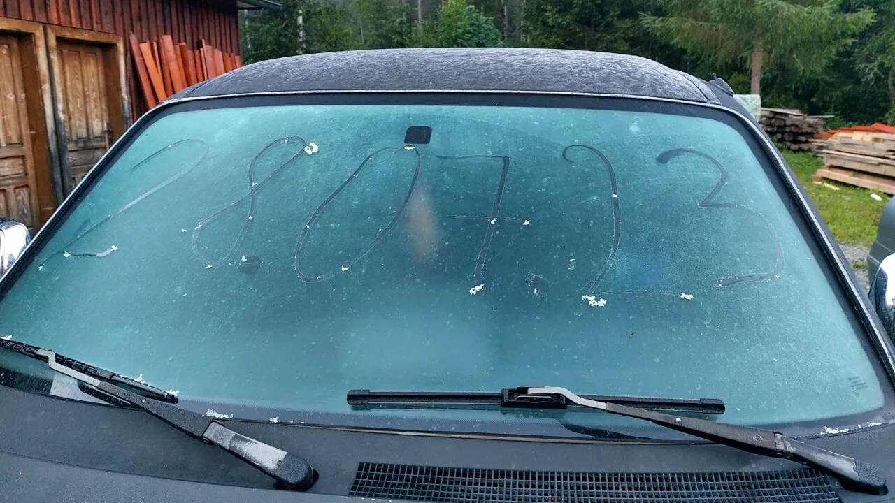 Temperaturi de iarnă în plină vară! -1 grad înregistrat în România
