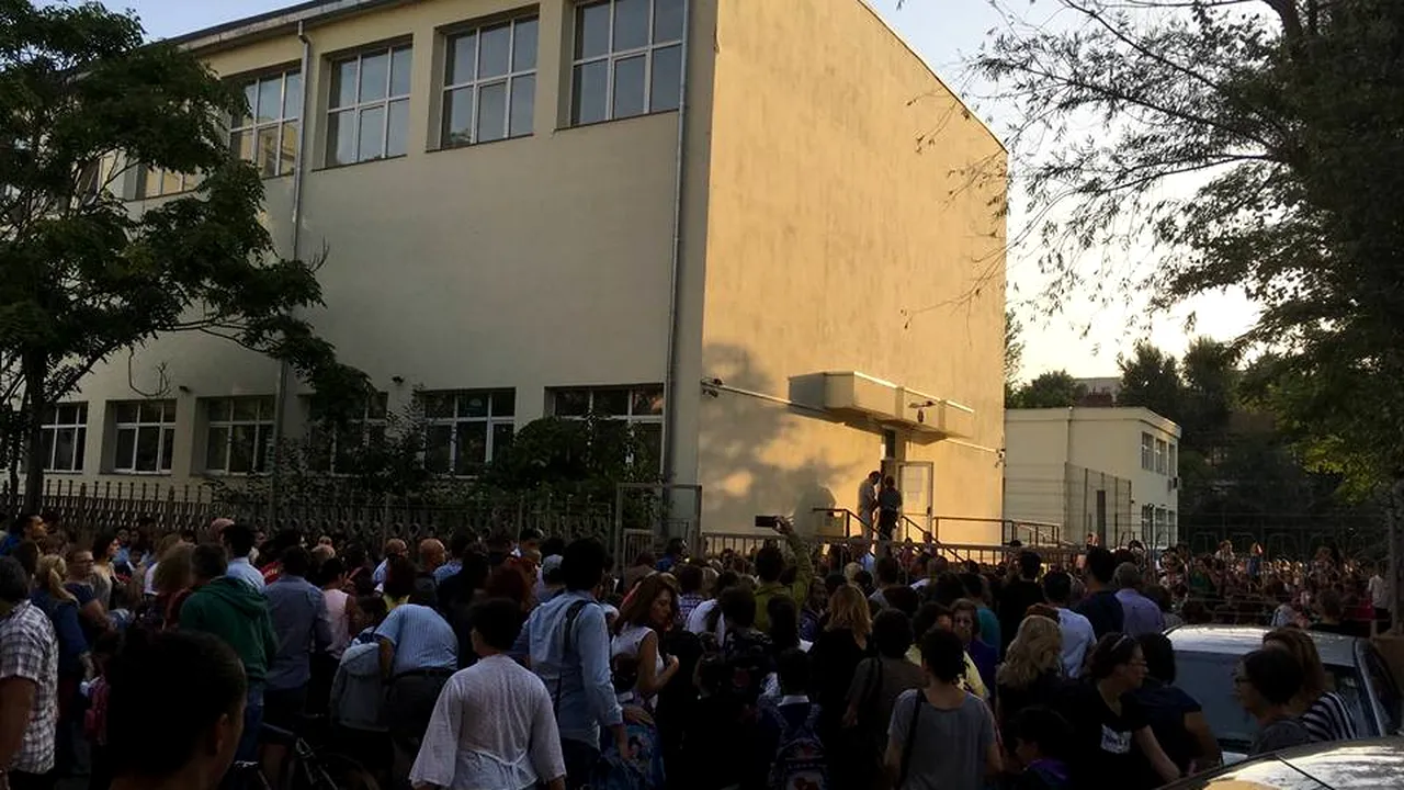 Băluță, primele explicații în fața oamenilor, după ce a lăsat toate școlile și grădinițele din sector fără agenți de pază: 