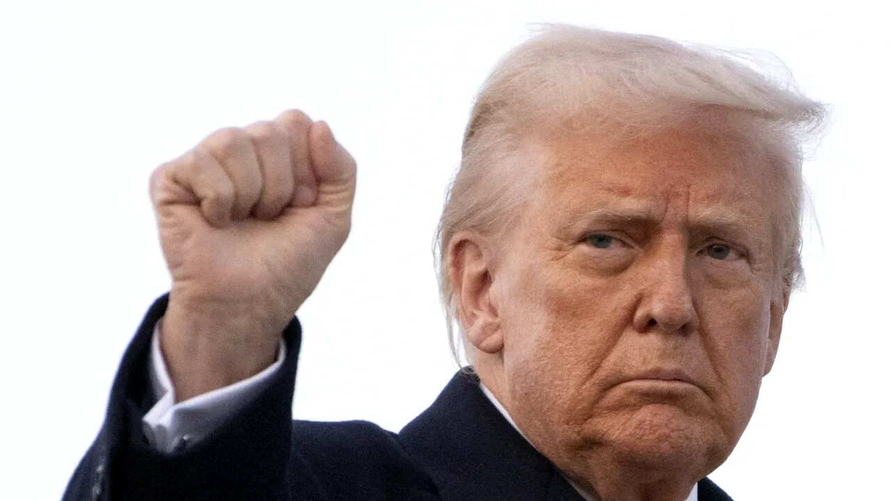 Trump majorează taxele comerciale cu 50% pe oțel și aluminiu pentru Canada/ Președintele SUA continuă presiunea pentru o UNIFICARE cu statul canadian