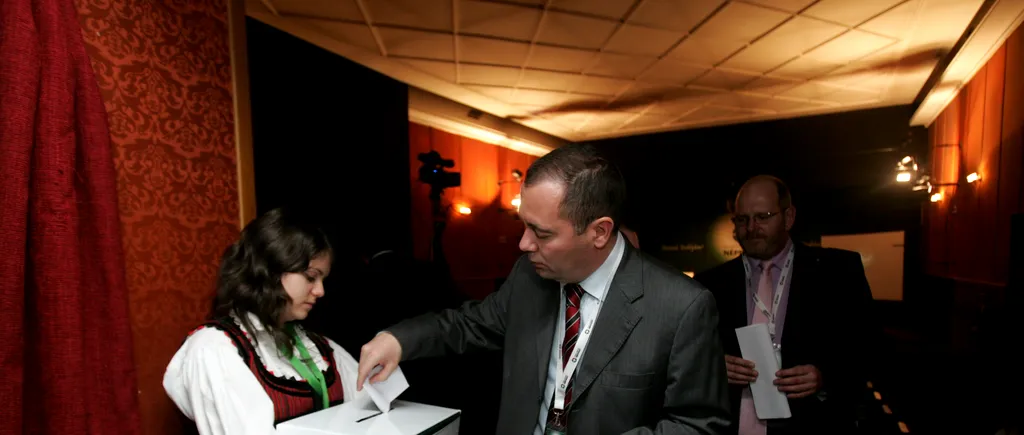 Zsolt Szilagyi îi îndeamnă pe maghiari să îl voteze pe Iohannis: Ponta este candidatul care urăște