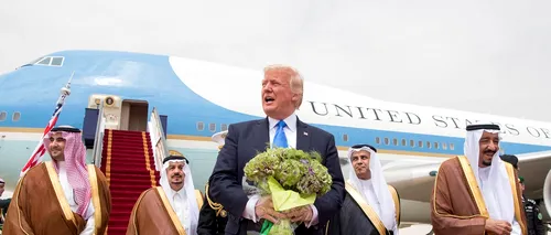 Prima ieșire în lume a președintelui Trump, între gafe de etichetă și un pachet de 110 miliarde de dolari pentru saudiți