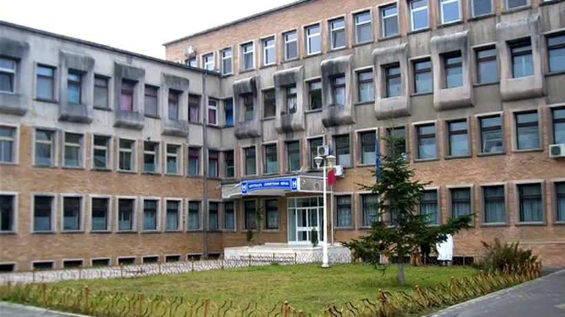 COVID-19. Spitalul Județean din Deva a ieșit din carantină / Câte cadre medicale se întorc la lucru