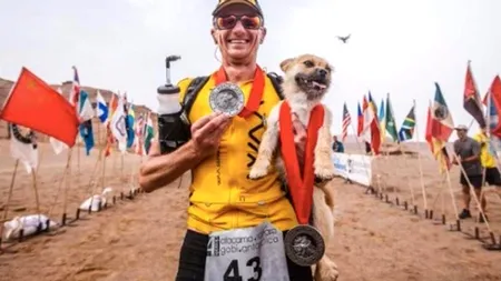 Povestea emoționantă a lui Gobi, câinele care a urmărit un sportiv la ultramaraton. „A fost un miracol