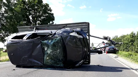 Accident Ungaria opt romani răniți ciocnire microbuz două autoturisme