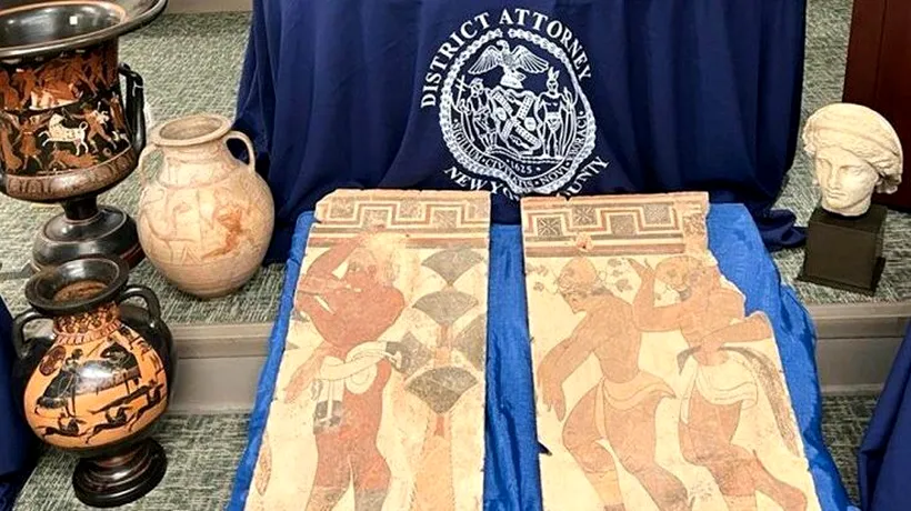 Italia a primit sute de antichități confiscate la New York
