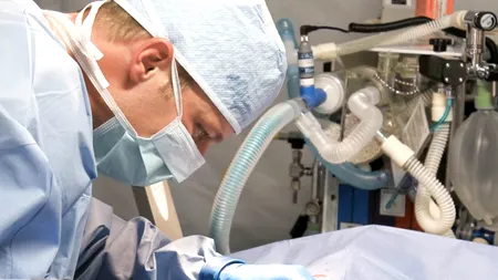 DRAMATIC. Presiune pe sistemul medical din România: 3200 de cadre medicale în izolare, infectate cu COVID-19