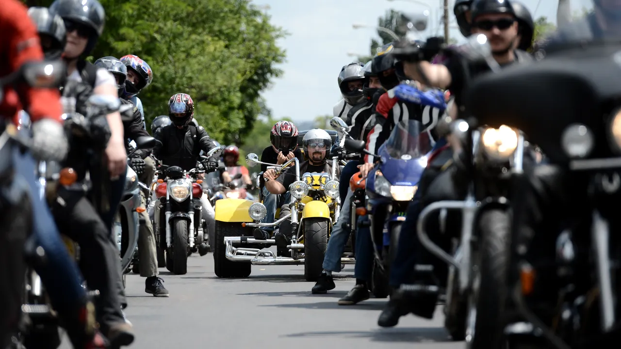 „Uite-o pe Aspazia, frate!