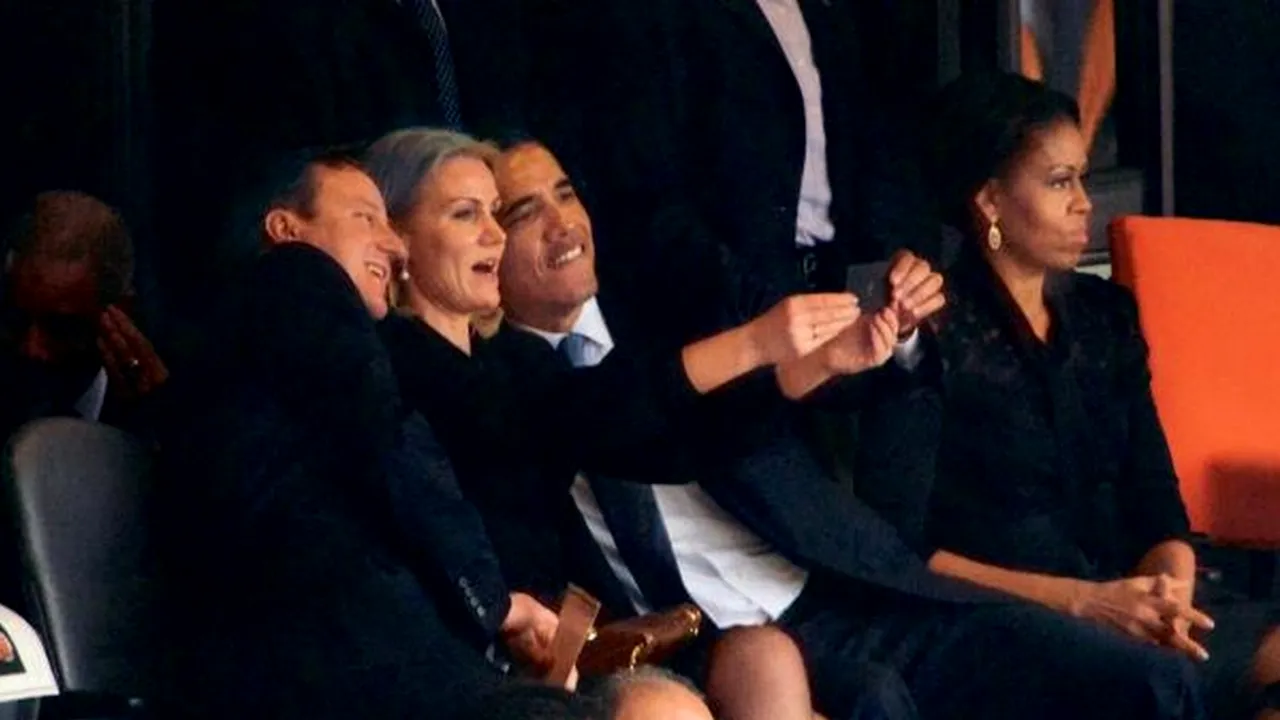 GALERIE FOTO. Barack Obama, surprins în ipostaze inedite. Cum arată momentele de relaxare din viața președintelui american