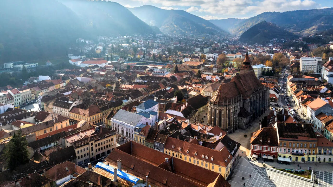 Orașele din România în care e cel mai scump să locuiești. Județele Dolj și Iași înregistrează o scădere a ponderei chiriei în salariu mediu net