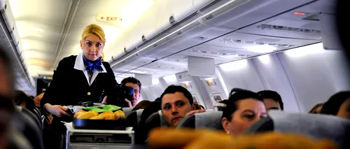Experiențele neobișnuite prin care trec stewardesele în timpul zborului