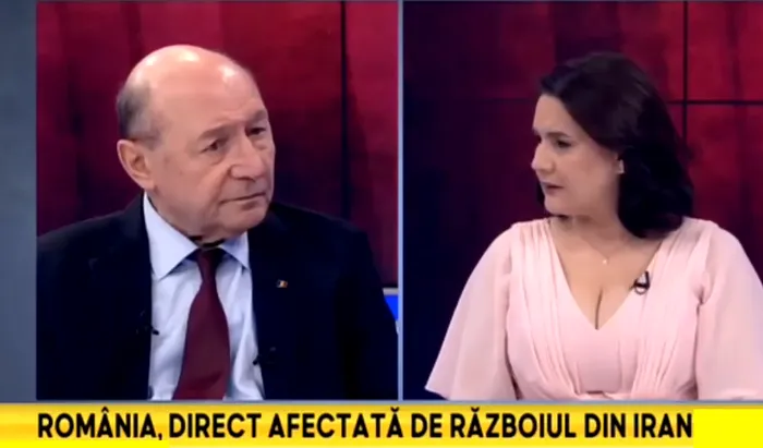 Traian Băsescu, în studioul România TV / FOTO - Captură video