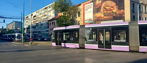 Tramvai Bozankaya, blocat o jumătate de oră la Gara de Nord din Timișoara după ce un călător a tras semnalul de alarmă. Care era urgența