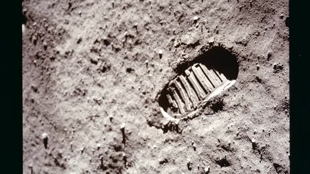 Rușii NU CRED că americanii au ajuns PE LUNĂ